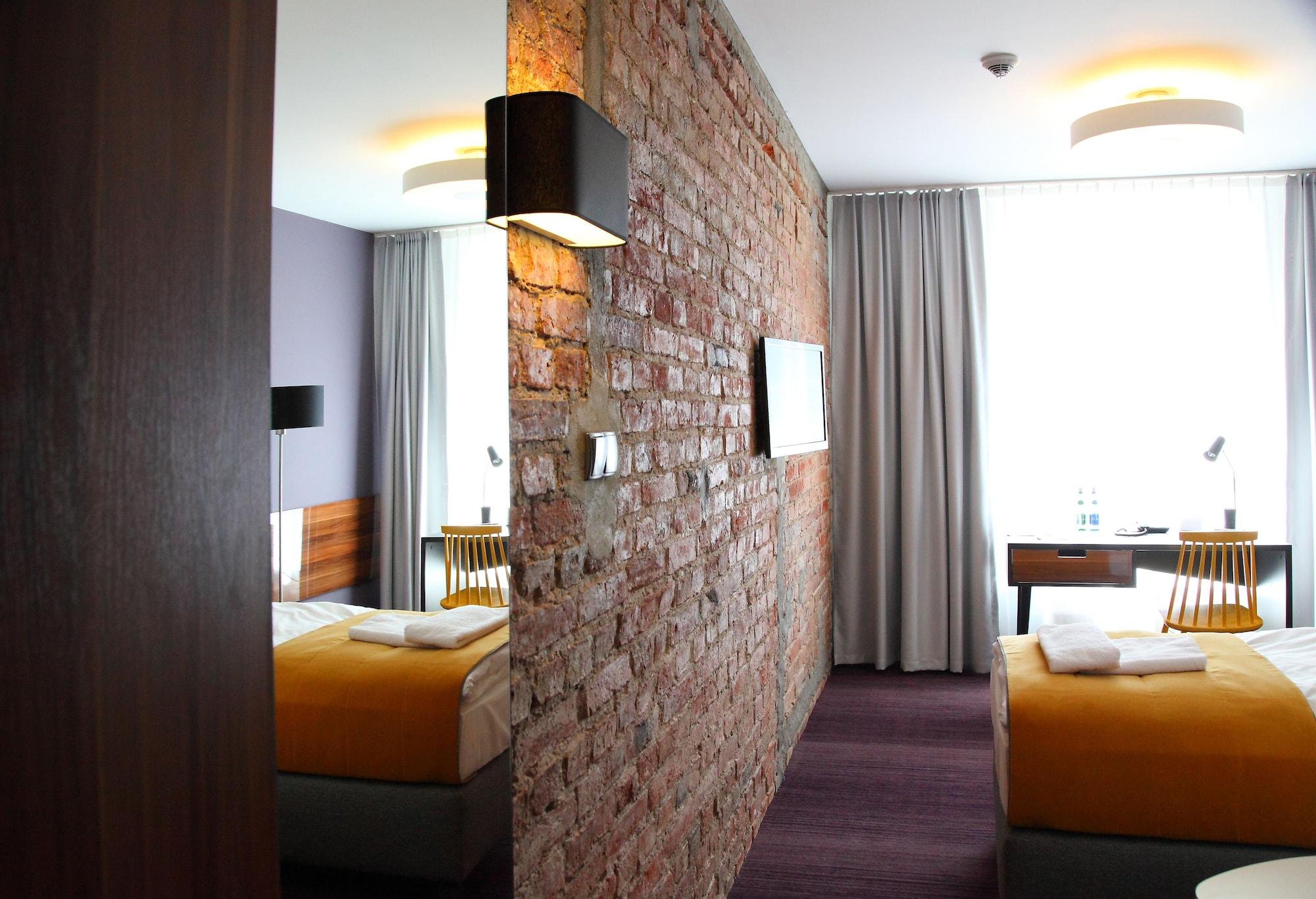Arche Tobaco Hotel